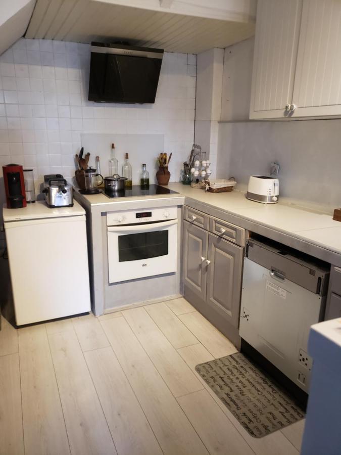 Chambre Dans Une Grande Maison Entre Canal Du Midi Et Centre Ville Безие Екстериор снимка